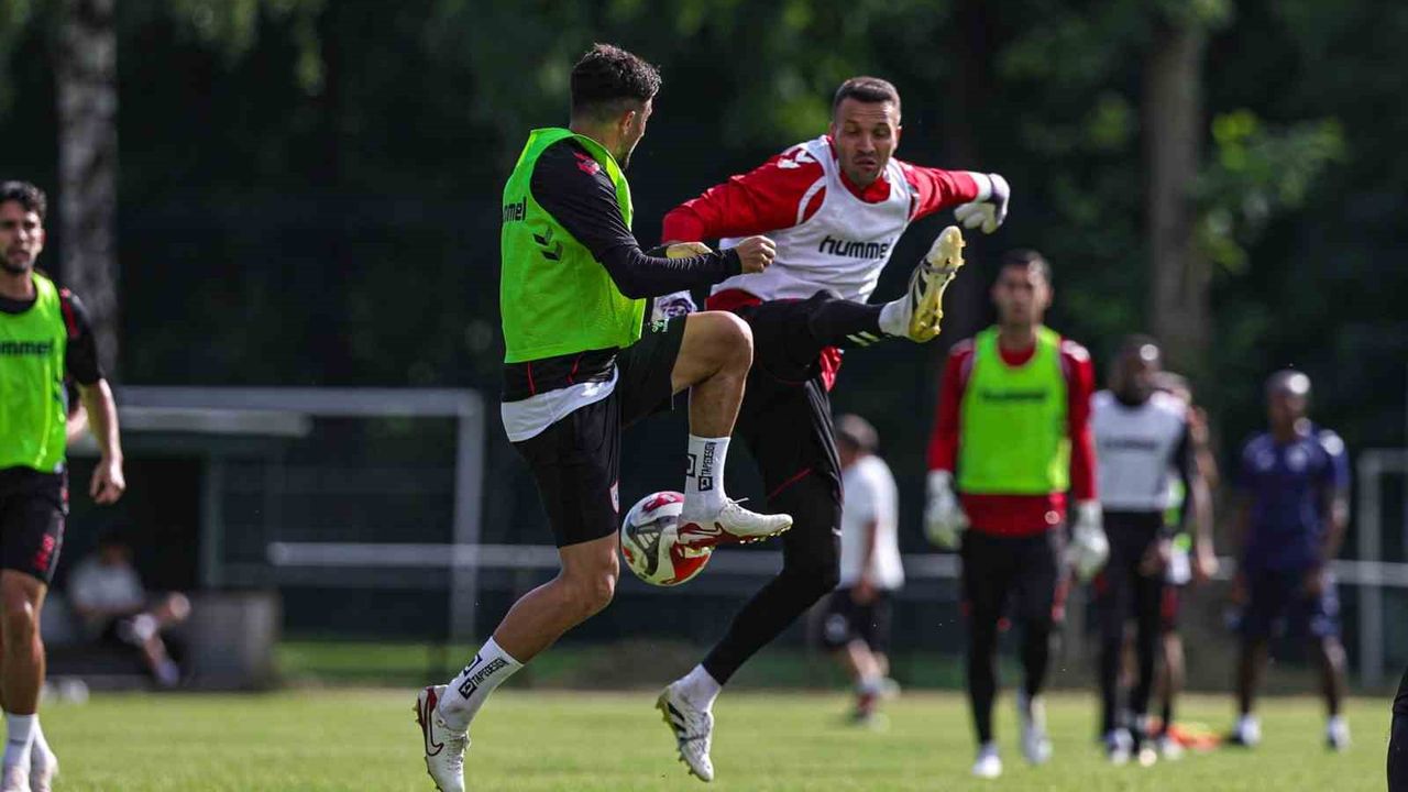 samsunspor-yeni-sezon-hazirliklari-icin-hollandada