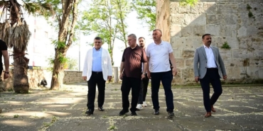 sinop-kalesinin-lonca-kapisinda-incelemevalimiz-dr-mustafa-ozarslan-ak-parti-sinop-millet