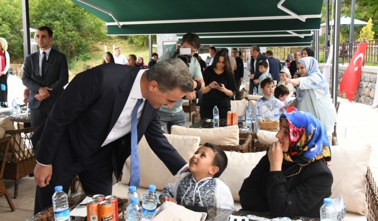 Sünnet şöleni düzenlendi