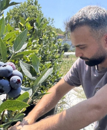 tadindan-etkilendigi-bitkinin-ureticisi-oldu