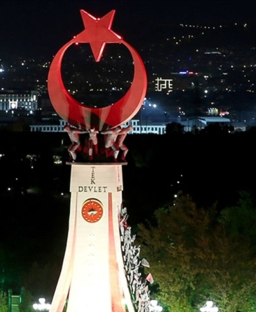 thumbs-b-c-5509916a1fd0fee5a86346b27827e7ea