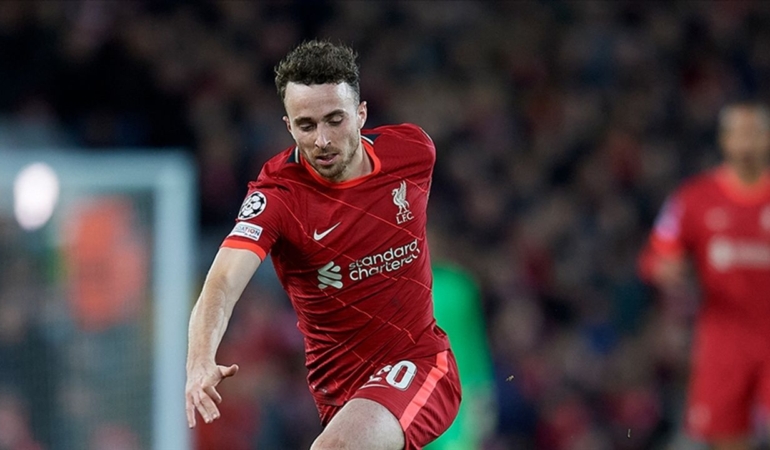Liverpool'un yıldız futbolcusu Diogo Jota hayatını kaybetti