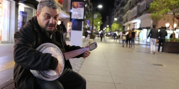 thumbs-b-c-de1bffb54c572d8a5d3e235e02d38da5