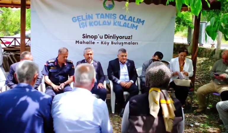 Vali Özarslan Erikli köyü sakinleriyle buluştu