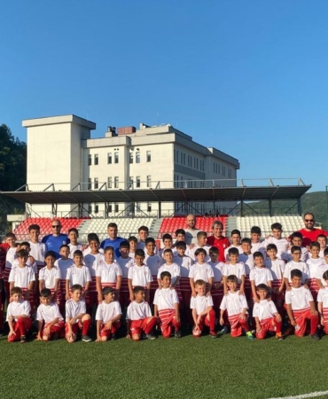 Erfelekspor Yaz Futbol okulu kapılarını açtı