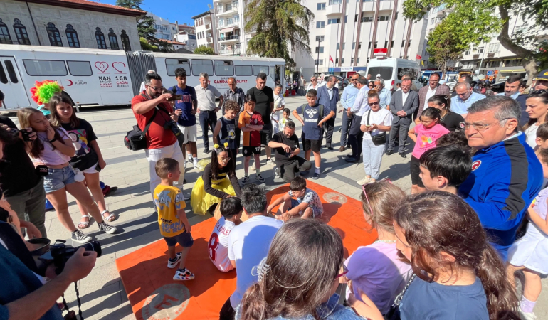 SİNOP’TA ‘GELENEKSEL ÇOCUK OYUNLARI’ ETKİNLİĞİ