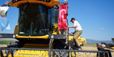 yilin-ilk-bugday-hasadi-yapildi