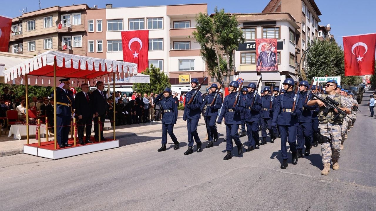 30-agustos-zafer-bayrami-kutlandi