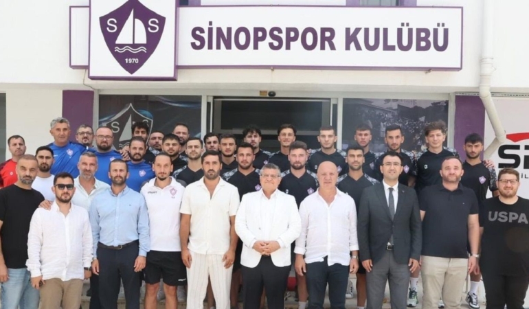 Vali Özarslan Sinopspor’u ziyaret etti
