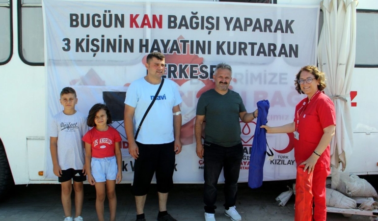 Sinop’ta kan bağışçılarına özel hediye