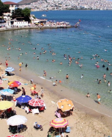 a-a-20250811-38798005-38798004-m-u-t-l-u-i-n-s-a-n-l-a-r-i-n-k-e-n-t-i-s-i-n-o-p-d-e-n-i-z-i-y-l-e-t-a-t-i-l-c-i-l-e-r-i-d-e-m-u-t-l-u-e-d-i-y-o-r