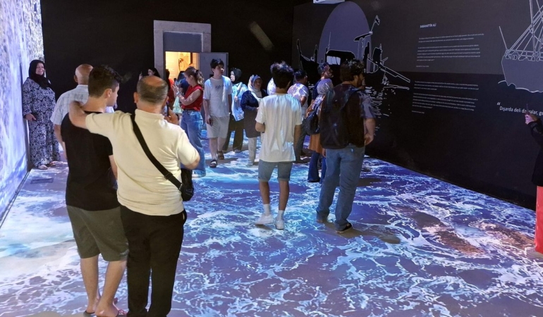 a-a-20250820-38874355-38874350-t-a-r-i-h-i-s-i-n-o-p-c-e-z-a-e-v-i-v-e-m-u-z-e-s-i-h-a-z-i-r-a-n-d-a-n-b-u-y-a-n-a-101-b-i-n-i-a-s-k-i-n-z-i-y-a-r-e-t-c-i-y-i-a-g-i-r-l-a-d-i