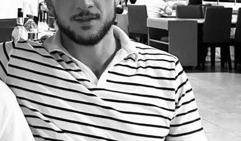 Arının soktuğu adam hayatını kaybetti