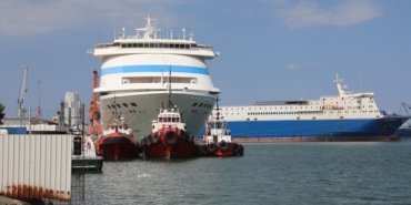 astoria-grande-kruvaziyeri-samsun-limaninda