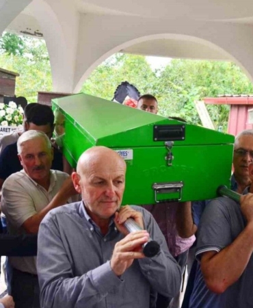 baskan-senl-kulun-kardesi-topraga-verildi