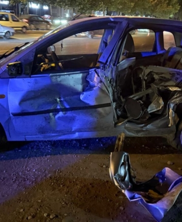 iki-otomobilin-carpistigi-kazada-2-kisi-yaralandi