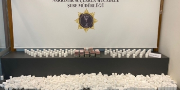 karpuz-yuklu-kamyonetten-yuz-binlerce-narkotik-hap-cikti