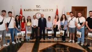kastamonu-valisi-dalli-uluslararasi-ogrencileri-kabul-etti