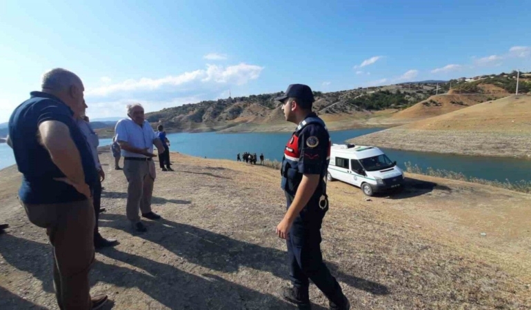 Kayıp şahıs gölde ölü bulundu