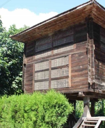 kirsal-mimarinin-geleneksel-ogesi-serendi