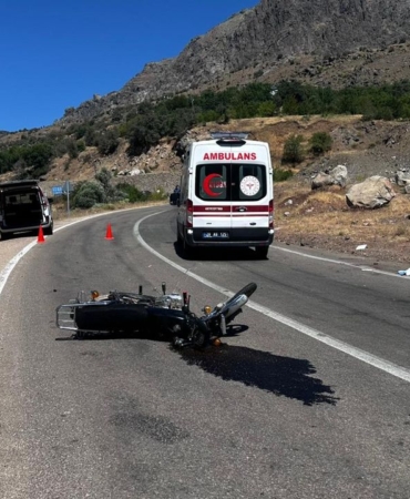 motosiklet-kazasinda-surucu-hayatini-kaybetti