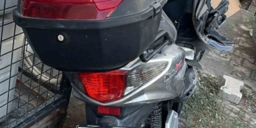 motosiklet-minibusle-carpisti-2-yarali