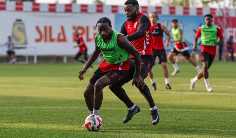 Samsunspor, hazırlıklarını sürdürüyor