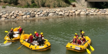 sehit-aileleri-ve-gaziler-rafting-heyecani-yasadi