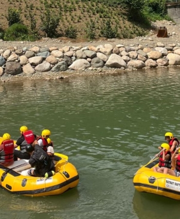 sehit-aileleri-ve-gaziler-rafting-heyecani-yasadi
