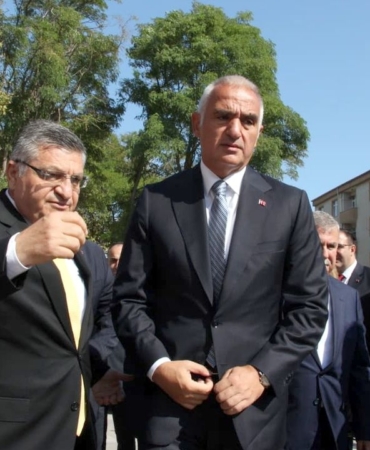 1ad7ca52-9d7b-4bba-9196-680efcbffe7c