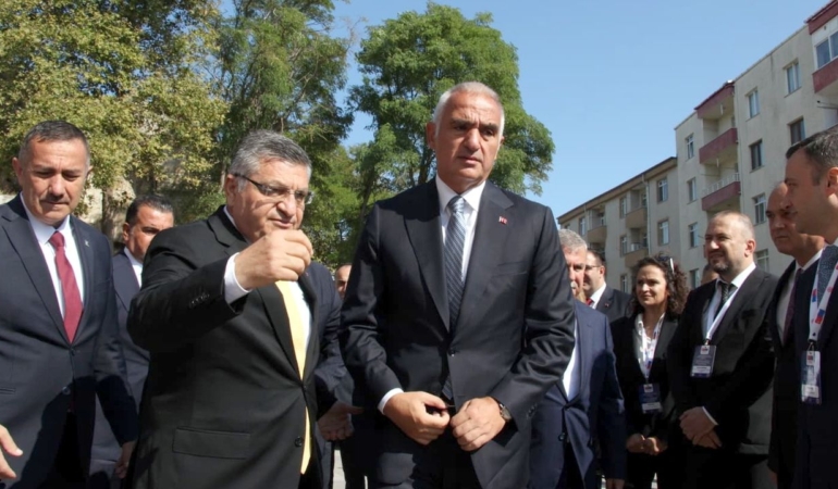 1ad7ca52-9d7b-4bba-9196-680efcbffe7c