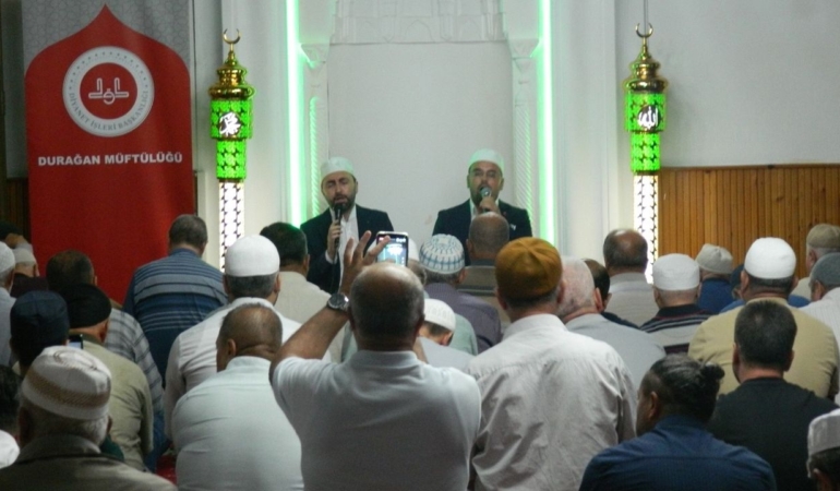 Durağan İsmail Bey Camii’nde Mevlid-i Nebi coşkusu
