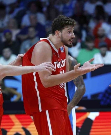 a-milli-erkek-basketbol-takimi-finalde