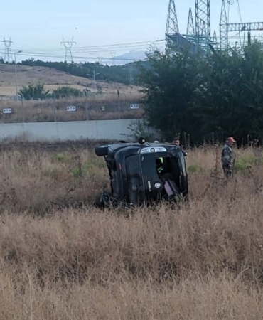 amasyada-hafif-ticari-arac-devrildi-4-yarali