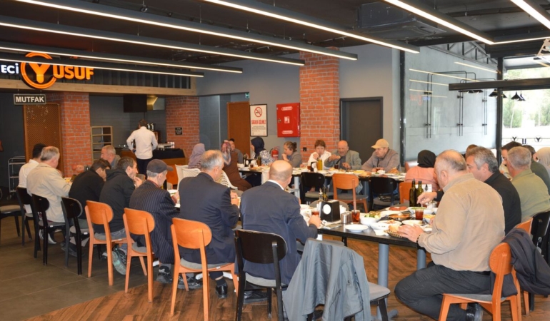 Bakım Rehabilitasyon ve Aile Danışma Merkezi sakinlerine kahvaltı