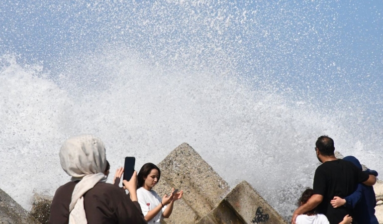 Denize girişler yasaklandı