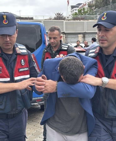 evinde-karisini-olduren-kisi-trafikte-yakalandi