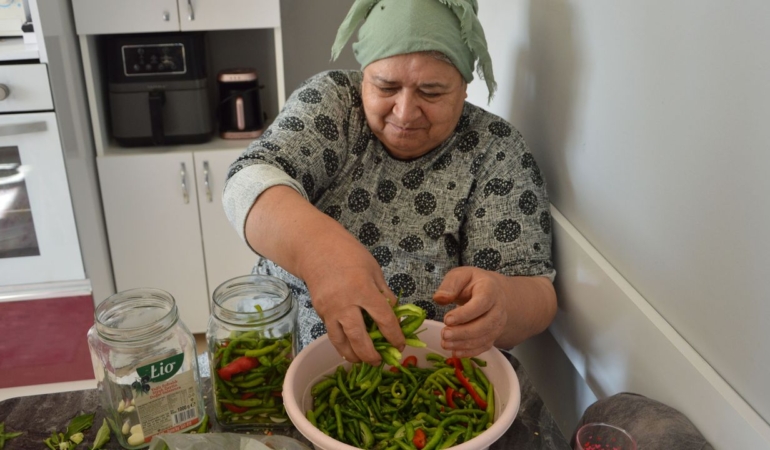 Havza’da kışlık yiyecekler hazırlanıyor