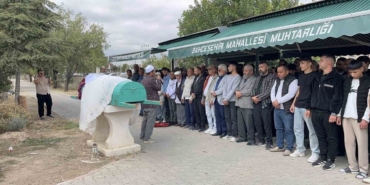 hayatini-kaybeden-genc-kiz-gelinlikle-ugurlandi