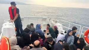 izmir-aciklarinda-81-duzensiz-gocmen-yakalandi