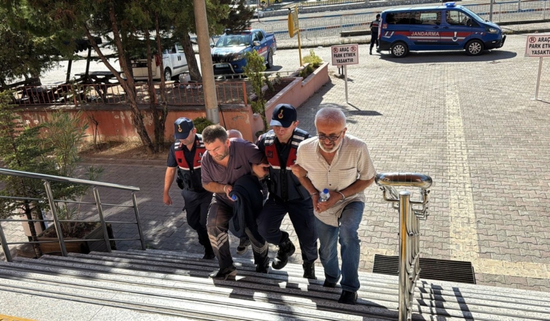 Kaçak kazı yapan 3 zanlı yakalandı