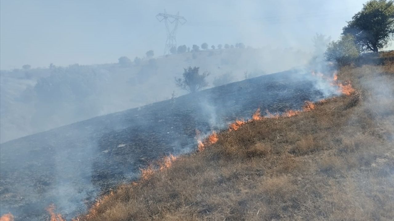 makilik-alanda-cikan-yangin-sonduruldu