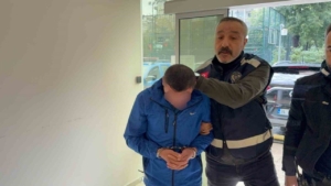 market-ve-is-yeri-hirsizligi-suphelisi-yakalandi