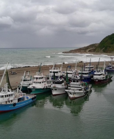 olumsuz-hava-kosullari-nedeniyle-balikcilar-denize-acilamadi