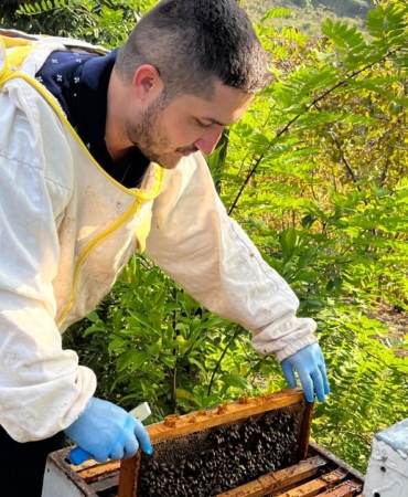 ordulu-arici-tkdkdan-aldigi-destekle-kovan-sayisini-150ye-cikartti