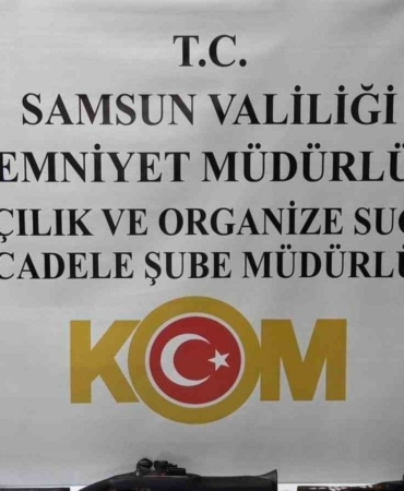 samsunda-tarihi-silahlar-ele-gecirildi