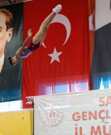 samsunda-trampolin-cimnastik-kulupler-arasi-turkiye-sampiyonasi-basladi
