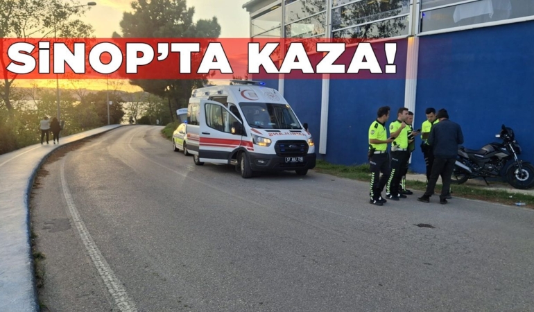 Sinop’ta iki motosiklet çarpıştı