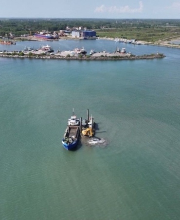 terme-limaninda-kum-temizligi