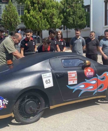 tokatli-gencler-elektrikli-arac-musabakasinda-turkiye-birincisi-oldu